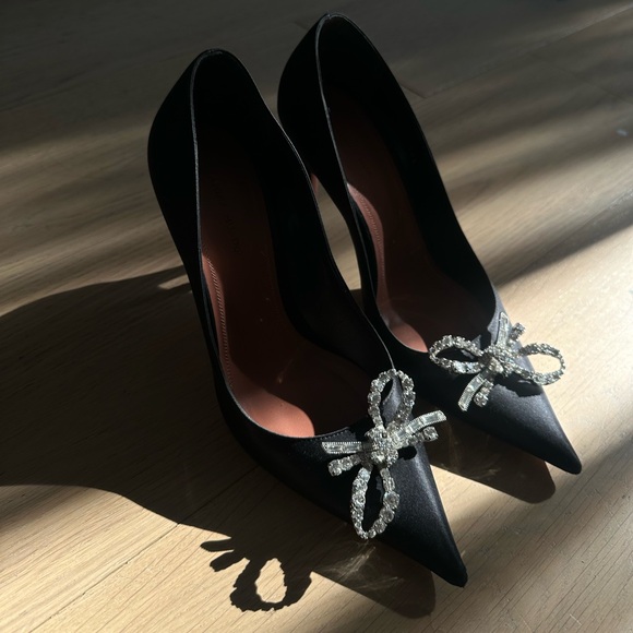 Amina muaddi Rosie crystal-embellished satin pumps - Picture 3 of 5
